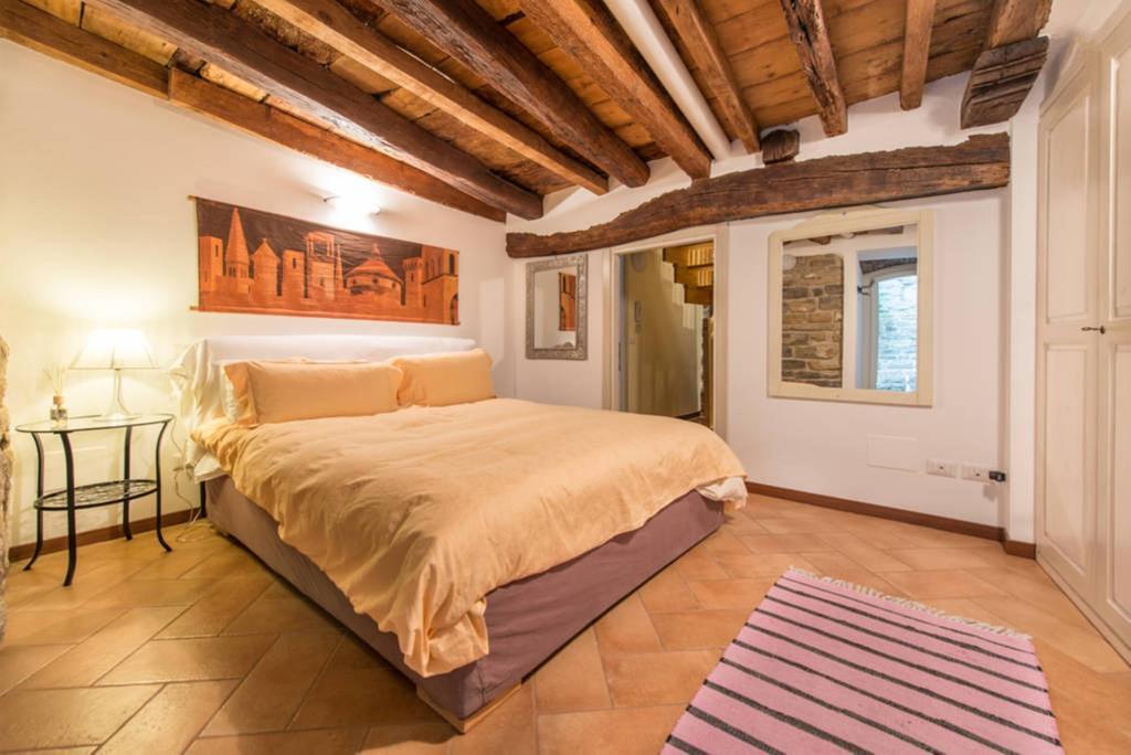 Appartement Porta Dipinta House Bergamo Alta Chambre photo